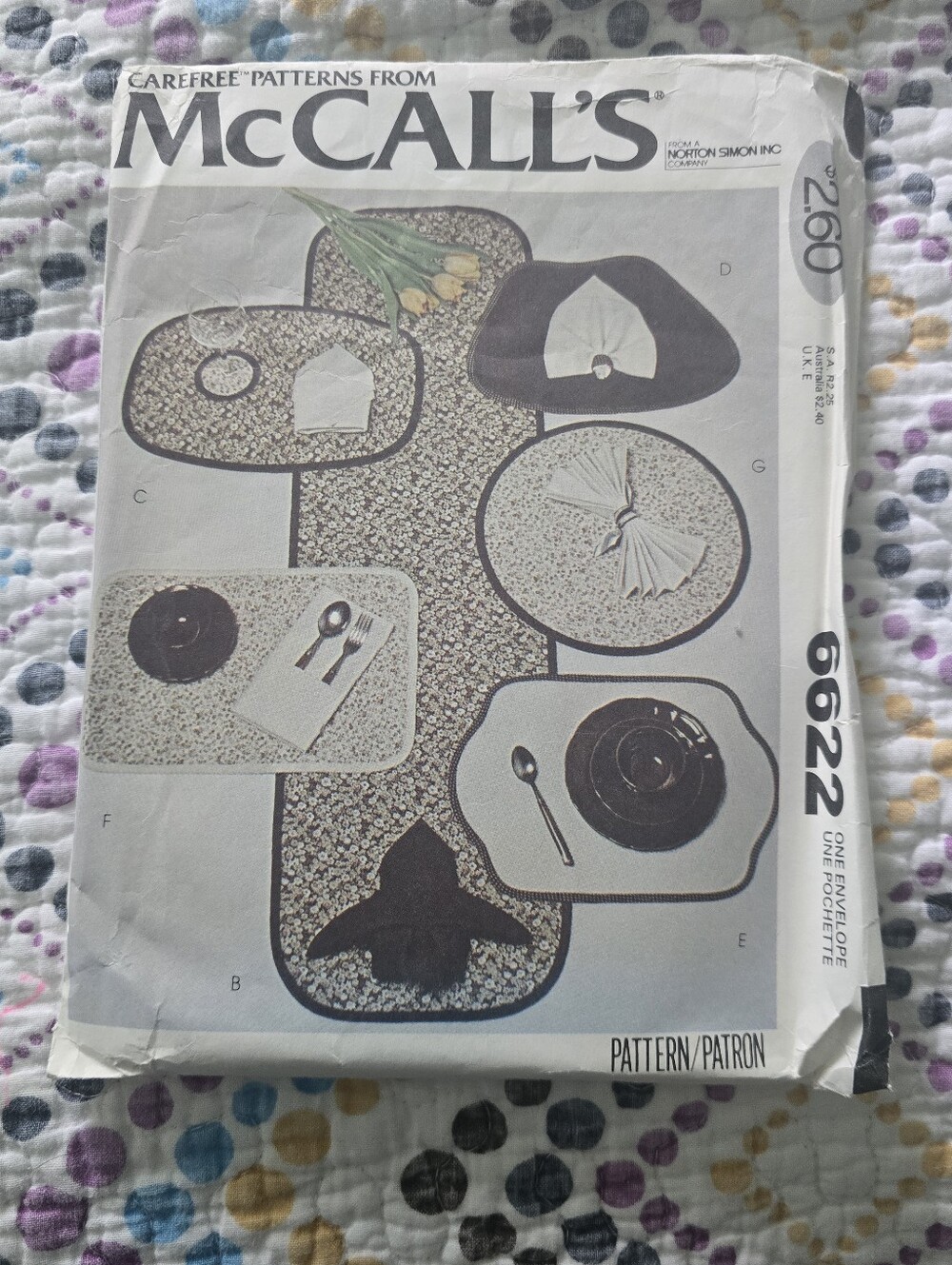 Vintage McCall's Sewing Pattern #6622  Linen Placemat Runner